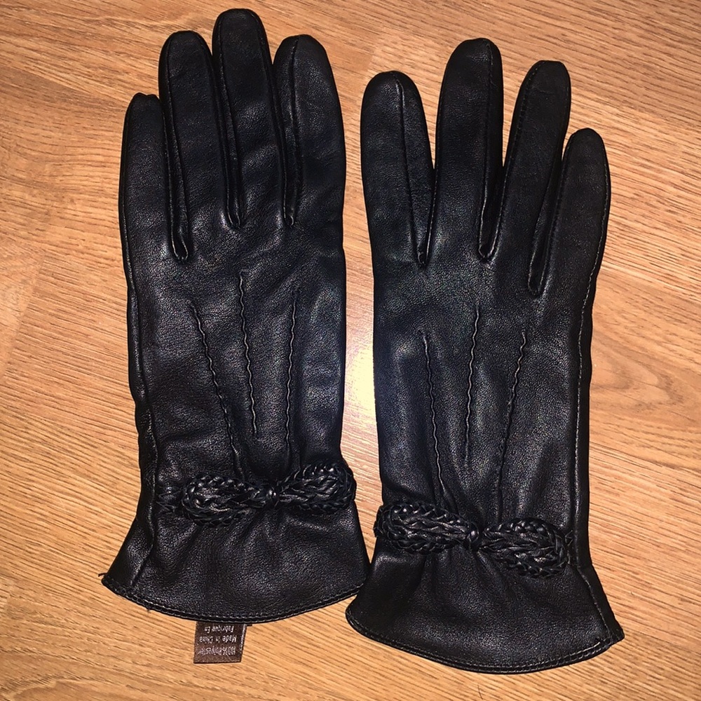 Danier Leather Gloves